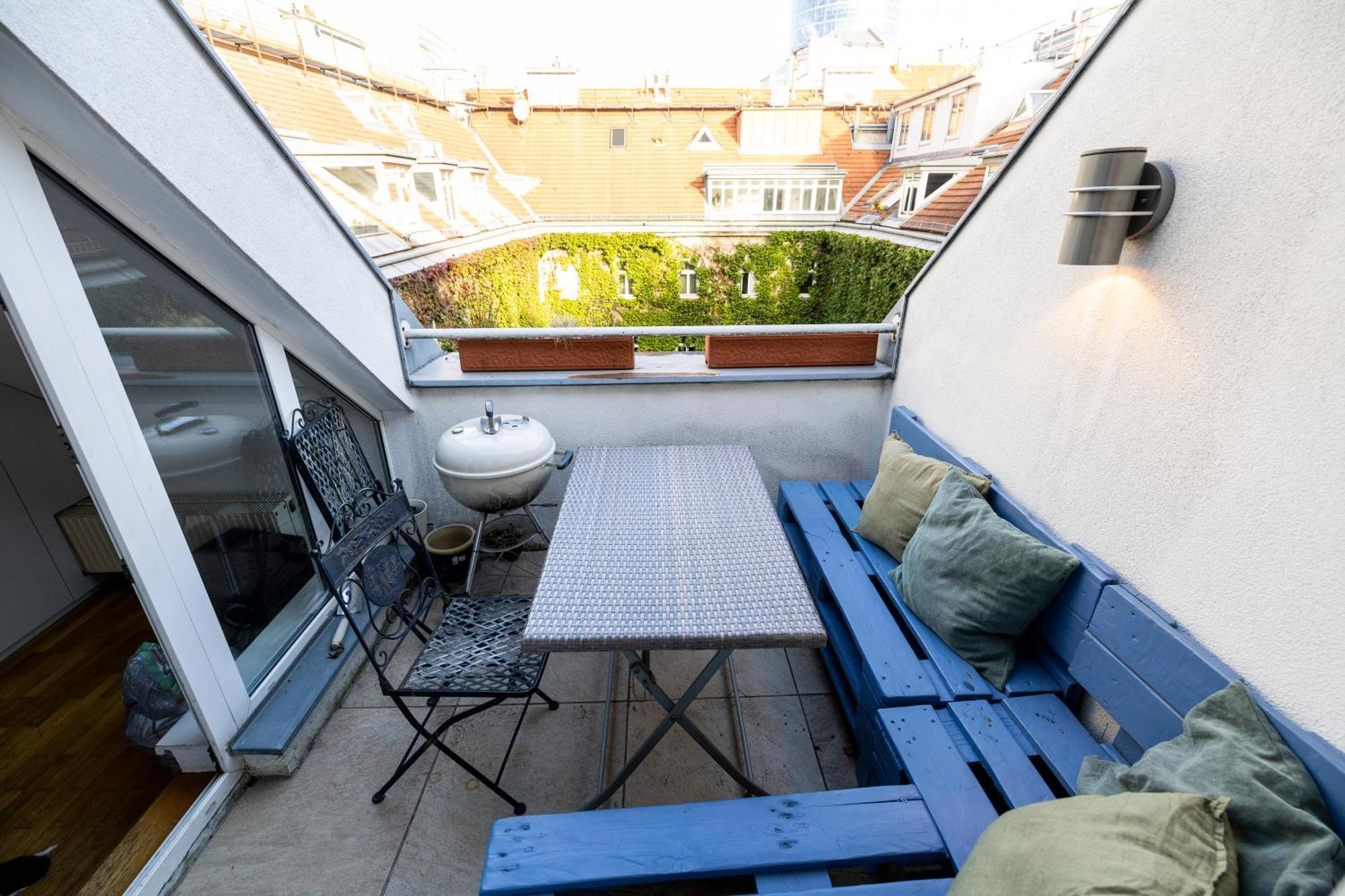 Luxurious Maisonette Apartment At The Heart Of Wien Eksteriør bilde